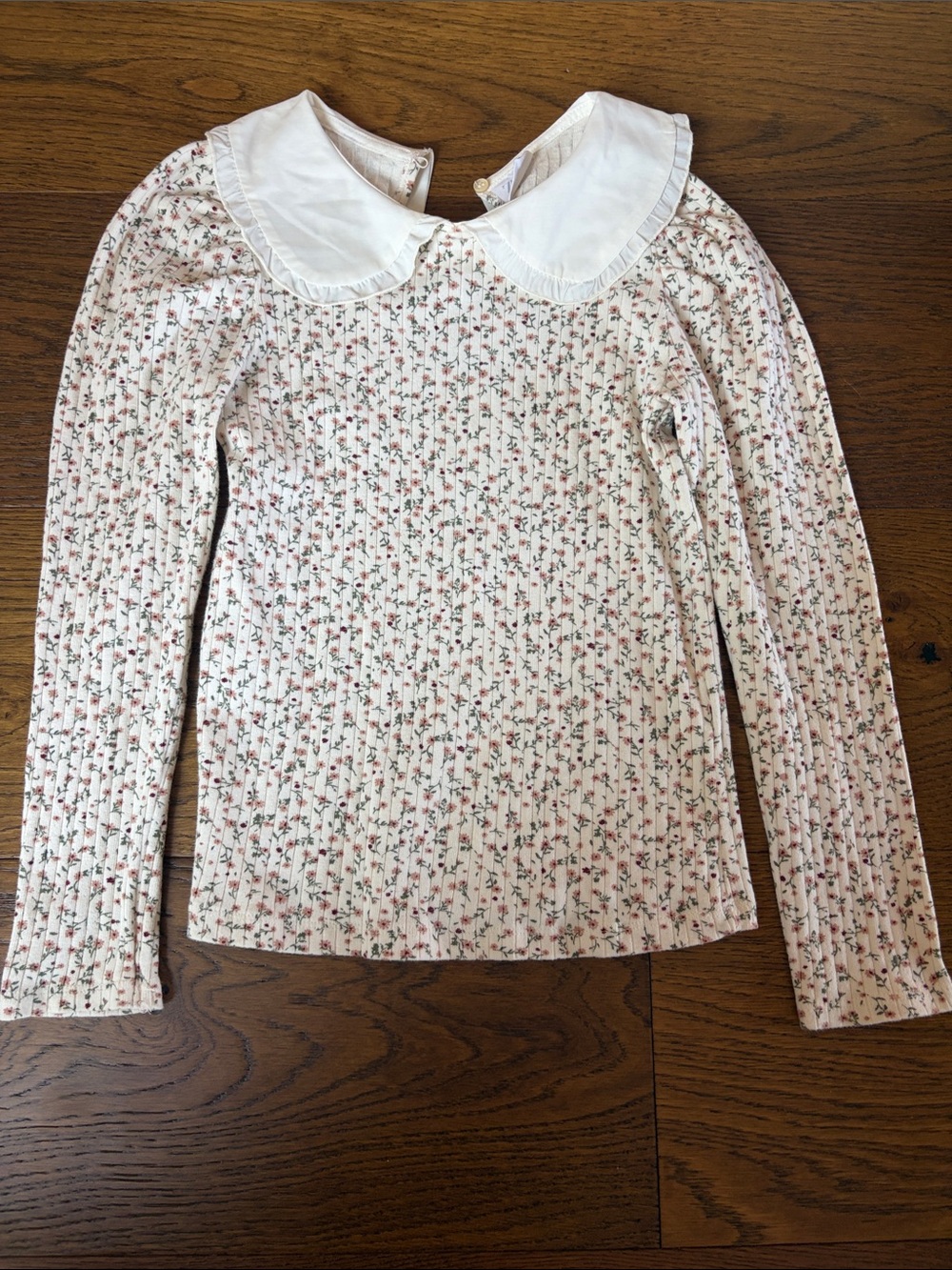 Ditsy Floral Top with Collar